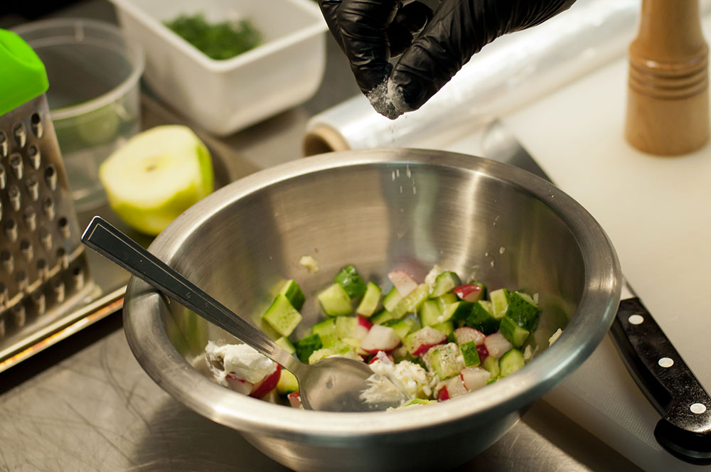 Филе семги гриль со шпинатом и овощами по рецепту бренд-шефа ресторана «Блок» - фотография № 7