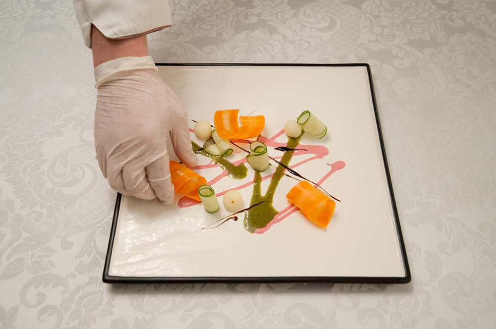 Реплика работы В. Кандинского «Композиция VII» от шеф-повара отеля Golden Garden - фотография № 6