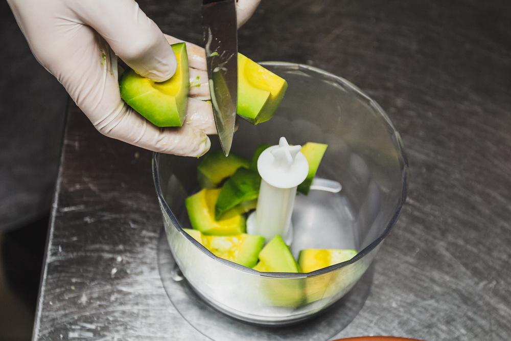 Тост с авокадо от шеф-повара ресторана Masters&Margaritas - фотография № 4