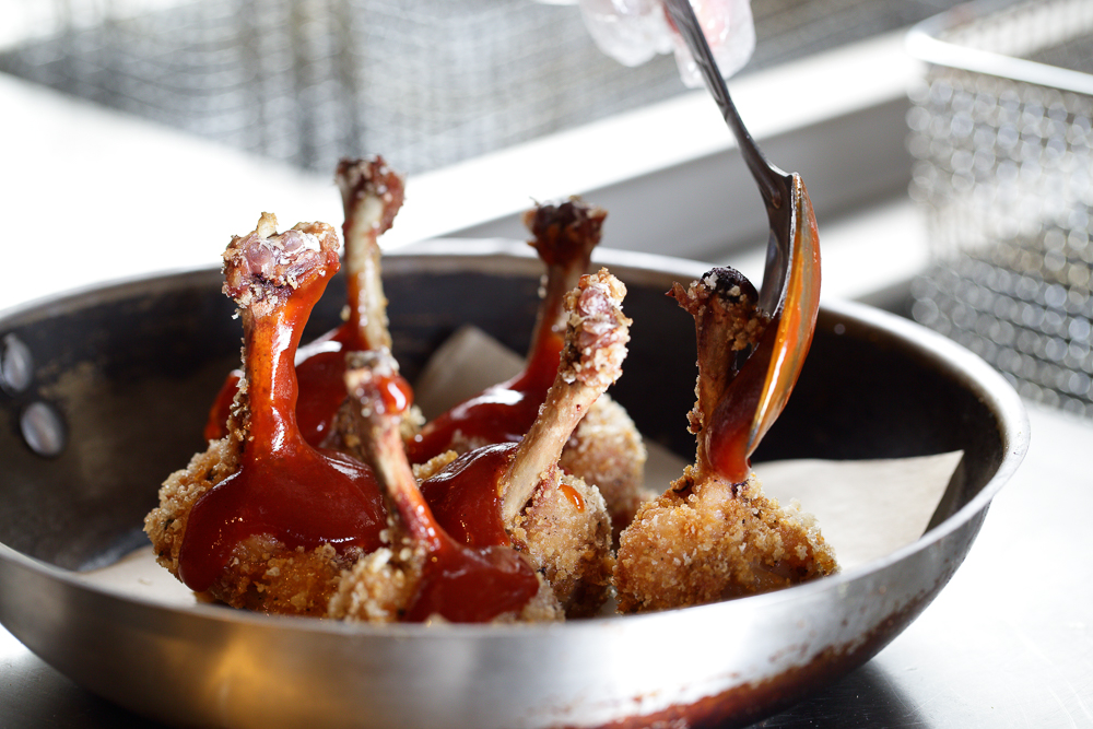 Филе куриных крыльев в соусе BBQ от шеф-повара ресторана Lucky Luciano - фотография № 17