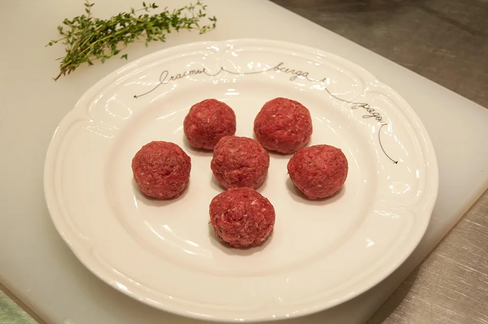 Meat ball рагу от шеф-повара ресторана «Счастье на Большом»