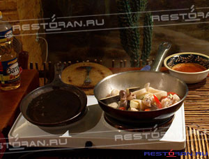 Фахитас с морепродуктами от шеф-повара ресторана "Карамбас" - фотография № 6