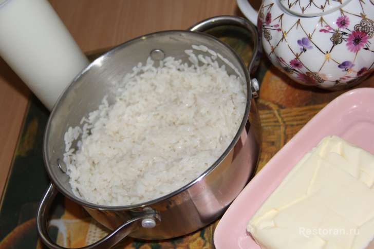 Каша молочная рисовая с изюмом - фотография № 3