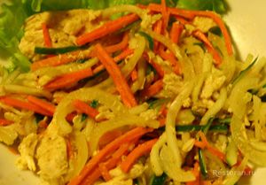 Салат с куриной грудкой и морковью по-корейски - фотография № 4