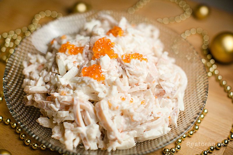 Новогодний салат с морепродуктами - фотография № 7