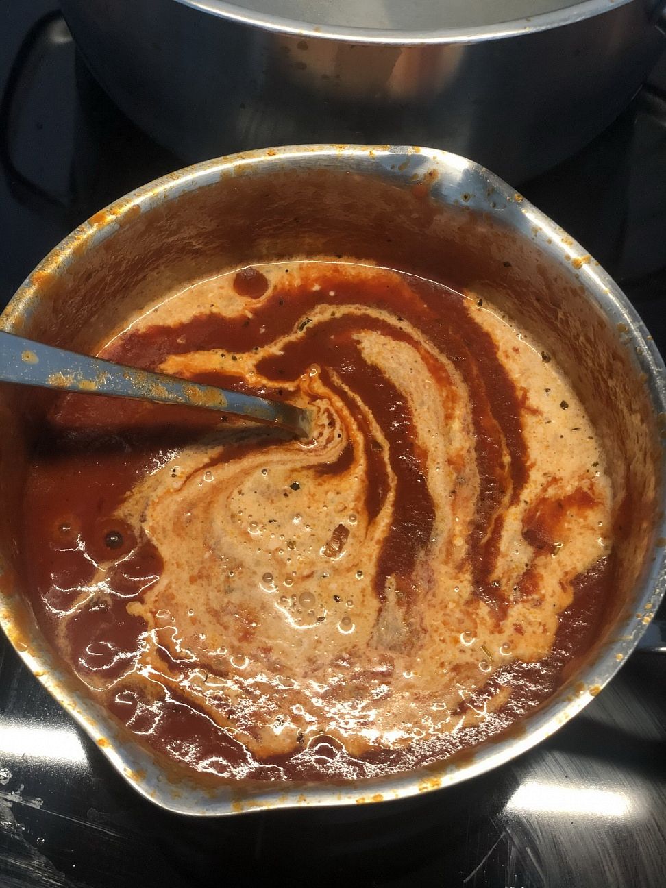 Готовим ньокки с томатным соусом, подкопченными колбасками и розмарином - фотография № 10